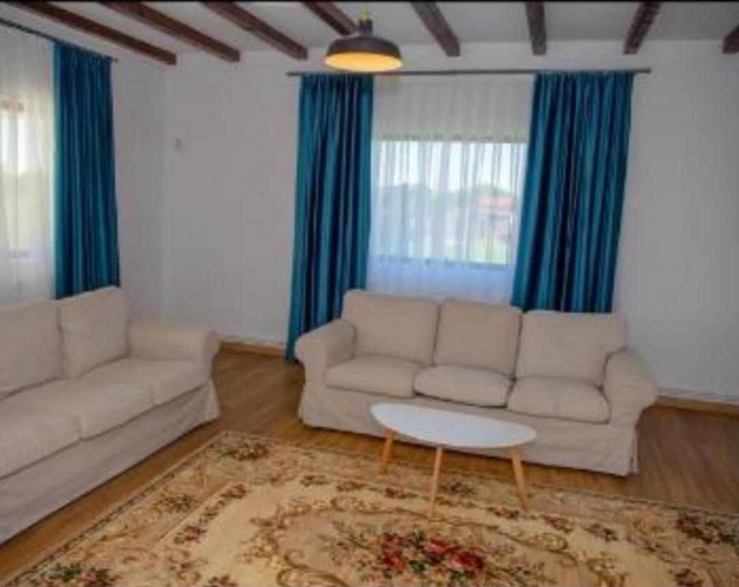 Family House Pristol Apartman Kültér fotó