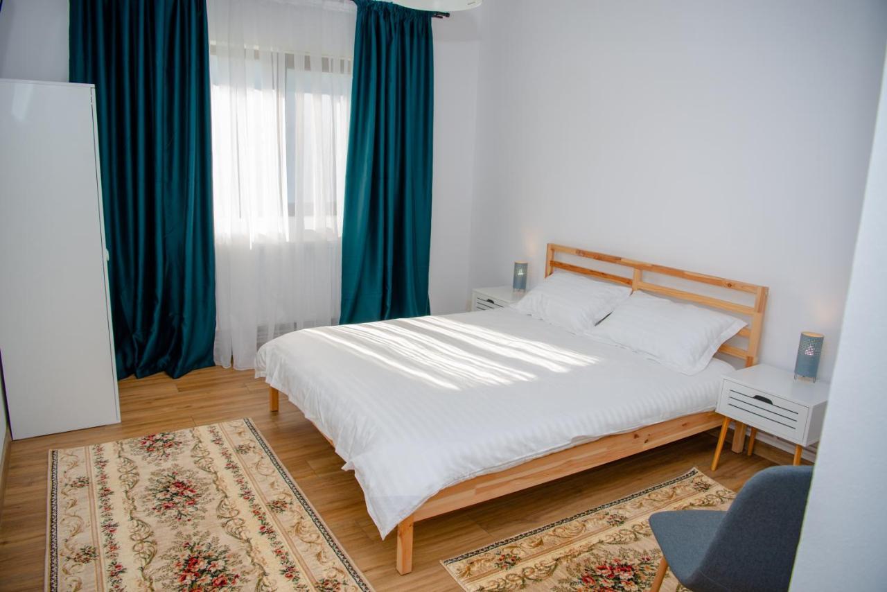 Family House Pristol Apartman Kültér fotó