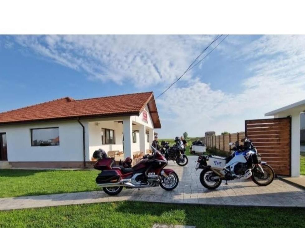 Family House Pristol Apartman Kültér fotó
